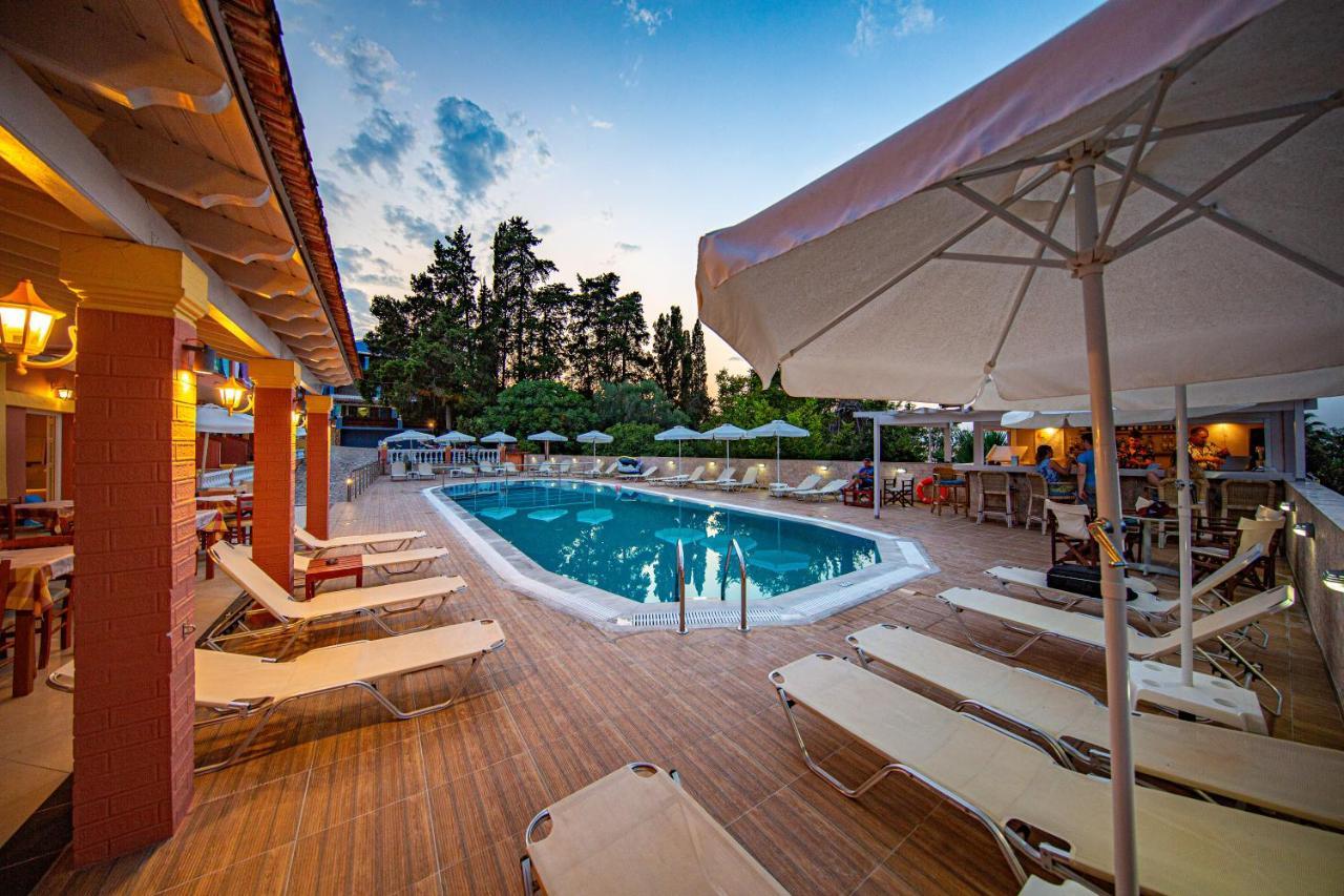Hotel Penelope Mpoukaris Exterior foto